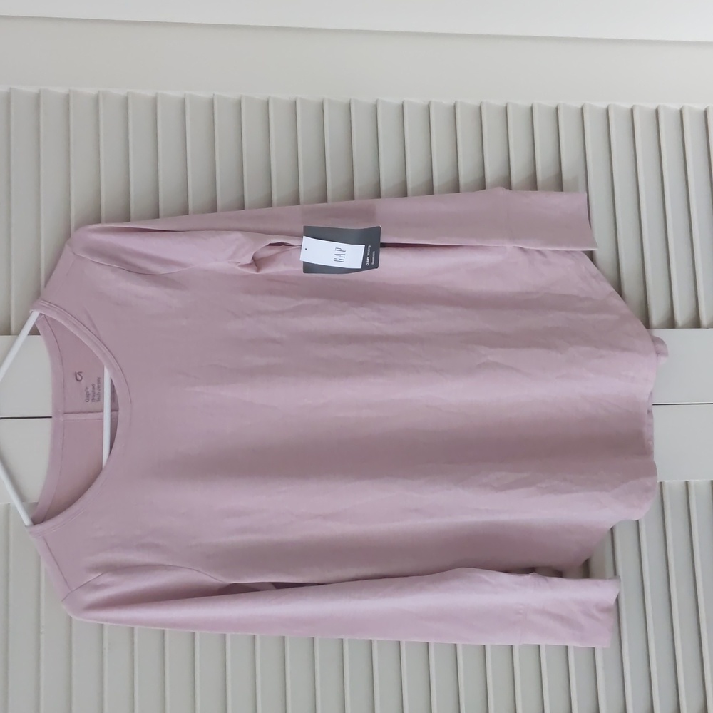 GAP fit jersey